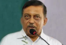 কলকাতার ইকো পার্কে চ্যানেল 24 এর ক্যামেরায় ধরা পড়লেন আসাদুজ্জামান কামালসহ আরও যারা
