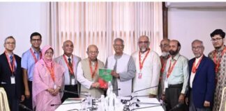 প্রধান উপদেষ্টার কাছে স্বাস্থ্য সংস্কার কমিশনের যে ৮টি সুপারিশ